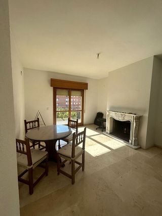 Piso en alquiler en Pajaritos - Plaza de Toros en Granada