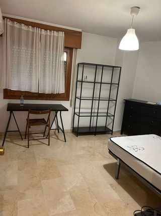 Piso en alquiler en Pajaritos - Plaza de Toros en Granada