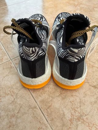 Zapatillas Adidas Pureboost talla 42 – NUEVAS