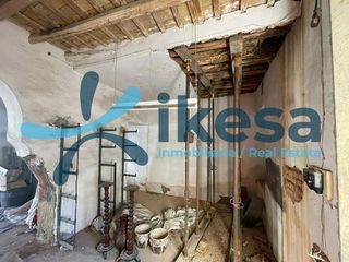 Casa adosada en venta en Pilas