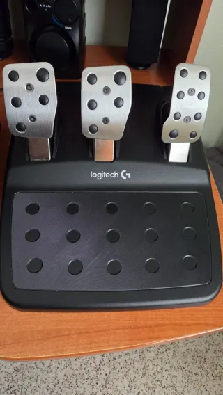 Volante y Pedales Logitech G920