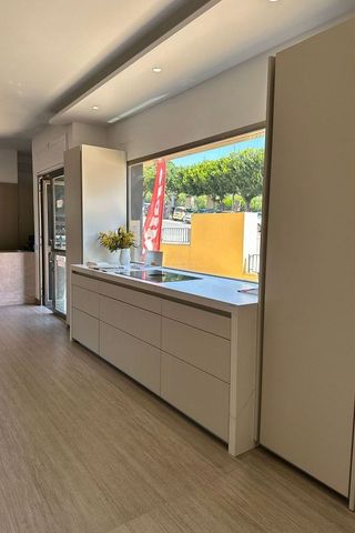 Local comercial en venta en Arroyo de la Miel en Benalmádena