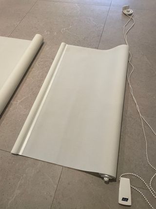 Estores enrollables Luxaflex blancos 70 cm
