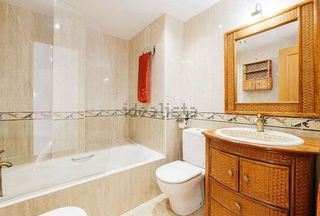 Piso en venta en Zona Avenida al Vedat en Torrent