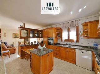 Chalet en venta en Bisbal d´Empordà, La