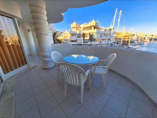 Piso en venta en Puerto Marina en Benalmádena