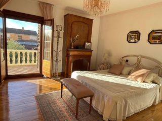 Chalet en venta en Ejea de los Caballeros