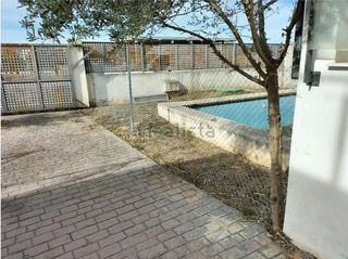 Casa adosada en venta en Riba-roja de Túria