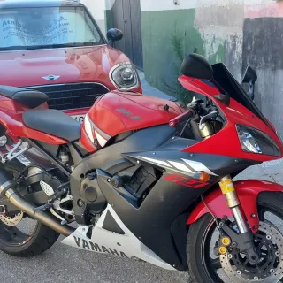 Yamaha R1 2003 con (90.000) kilómetros