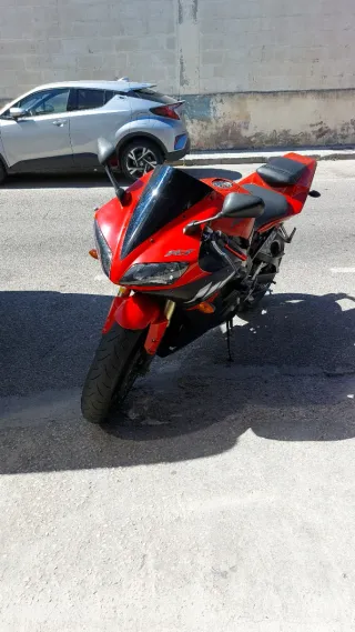 Yamaha R1 2003 con (90.000) kilómetros