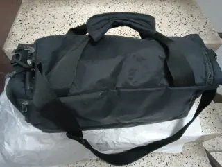 Bolso deportivo Nike negro