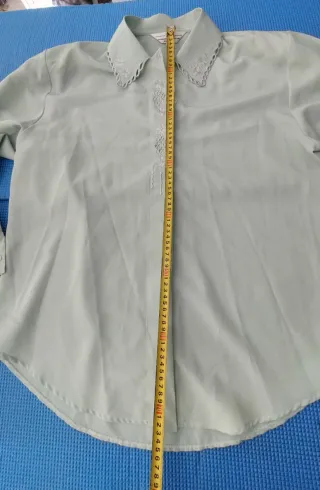 Blusa Vintage Verde Agua Bordado Suizo