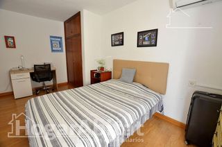 Piso en venta en Mercado en Alicante