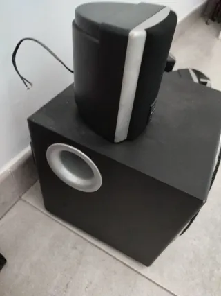 Altavoces Surround