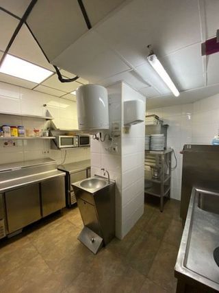 Local comercial en alquiler en Peñacastillo - Nueva Montaña en Santander