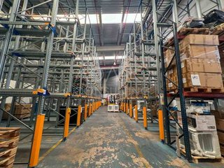 Nave industrial en venta en Alovera