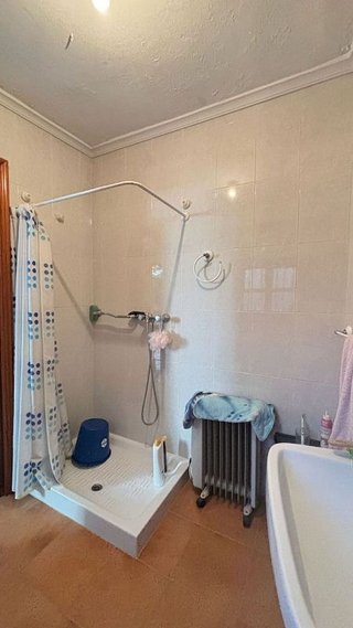 Casa adosada en venta en Loja
