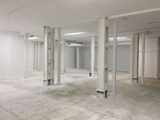 Local comercial en alquiler en Vallehermoso en Madrid