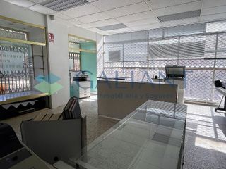 Local comercial en alquiler en Los Ángeles en Madrid