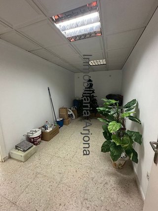 Local comercial en venta en Lucena