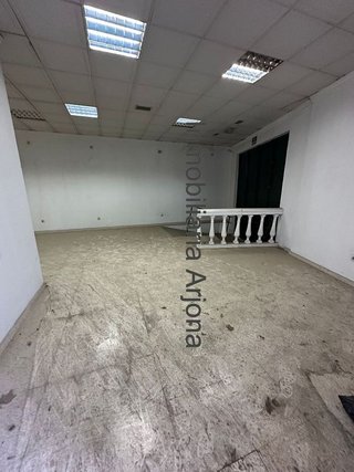 Local comercial en venta en Lucena