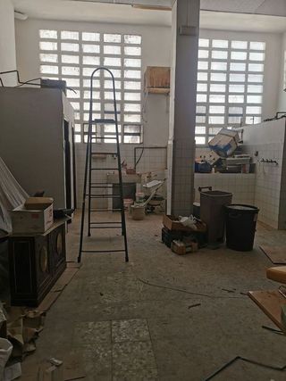 Local comercial en alquiler en Pinares de Venecia en Zaragoza