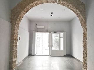 Local comercial en alquiler en Centro en Almería