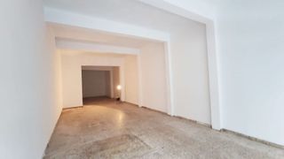 Local comercial en alquiler en Os Mallos - San Cristóbal en Coruña (A)