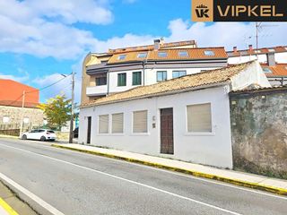 Chalet en venta en Boiro