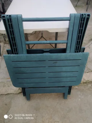 Tavolo pieghevole in plastica