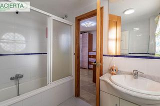 Chalet en venta en Crta. De la Sierra en Granada