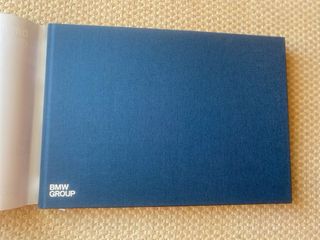 Livro da BMW Driving the future