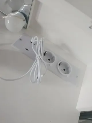 Tocador con luces y espejo nuevo