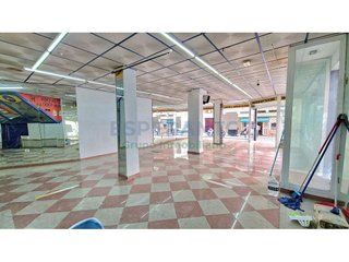 Local comercial en venta en Conde de Ureña - Monte Gibralfaro en Málaga