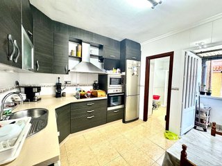 Piso en venta en Adra