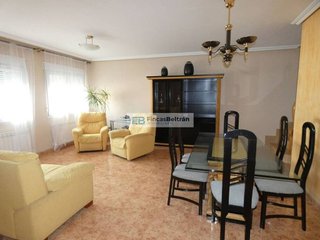 Casa adosada en venta en Zona Papa Luna - Platja del Gurugú en Benicarló
