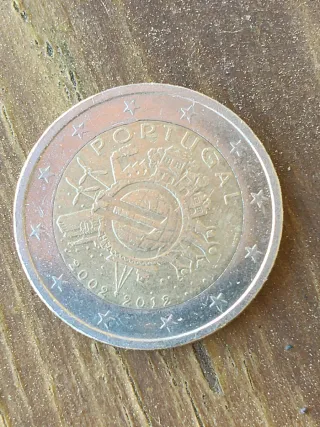 Seis moneda conmemorativas.