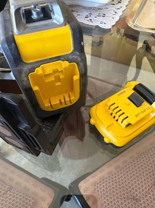 Nivel Láser DeWalt + Accesorios