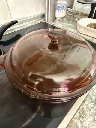 Cazuelas de cristal marrones