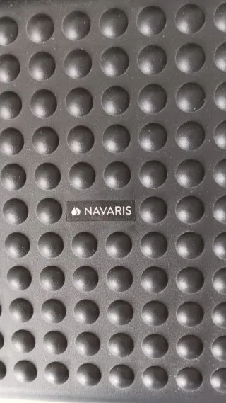 Poggiapiedi Navaris nero