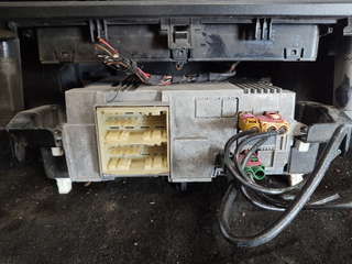 PANTALLA MULTIFUNCION MERCEDES-BENZ SPRINTER III