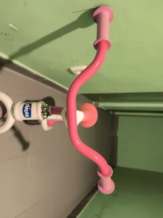 Bicicleta sin pedales rosa