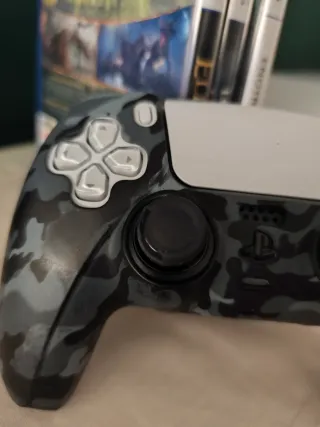 Consola PS5 Slim + 3 Juegos