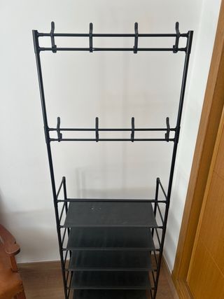 Perchero con zapatero negro