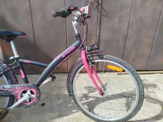 Bicicleta Btwin Poply 500 Negra y Rosa