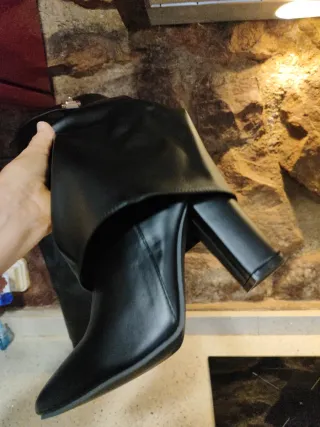 Stivali alti neri taglia 37