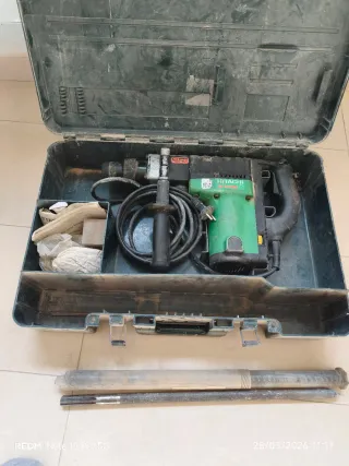 Martillo Percutor Hitachi con Maletín