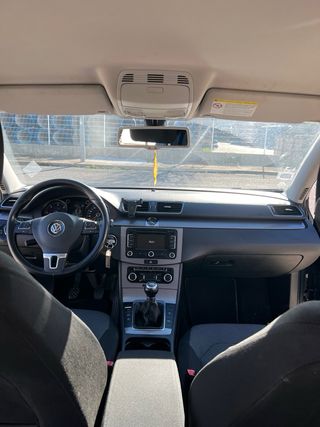 Volkswagen Passat 2011