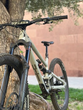 YT Capra 2025