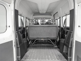 Peugeot Boxer Combi 5/9 333 L2H2 BHDI 103kW(140CV) S&S